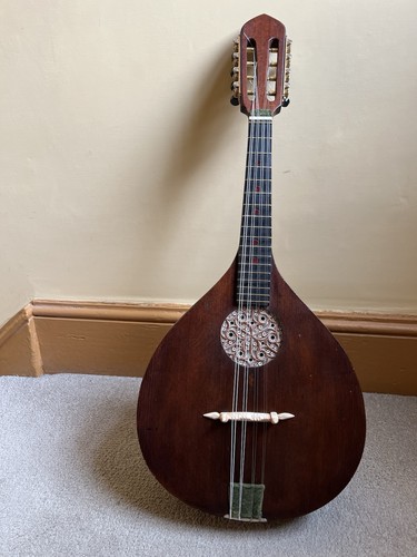 Beautiful handmade mandolin - beautiful,