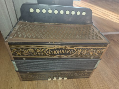 Vintage hohner melodeon single - vintage,