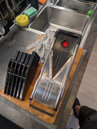 Blade mandoline slicer set - v-blade,