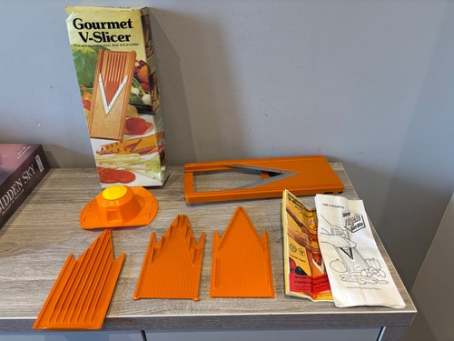 Orange borner gourmet slicer - v,